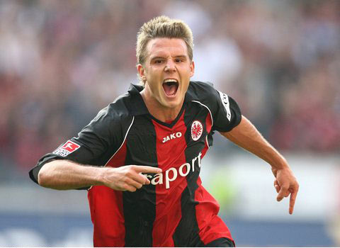 乔·科尔：切尔西需经验球员应对不稳定表现（乔·科尔：切尔西应倚重老将应对状态起伏）