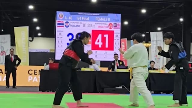 NBA季后赛焦点比赛精彩瞬间（NBA季后赛巅峰对决高光时刻）