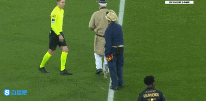 米体：莫拉塔妻子被发现已不再佩戴婚戒，二人感情陷入危机（米体：莫拉塔妻子疑不再戴婚戒，两人关系生变）