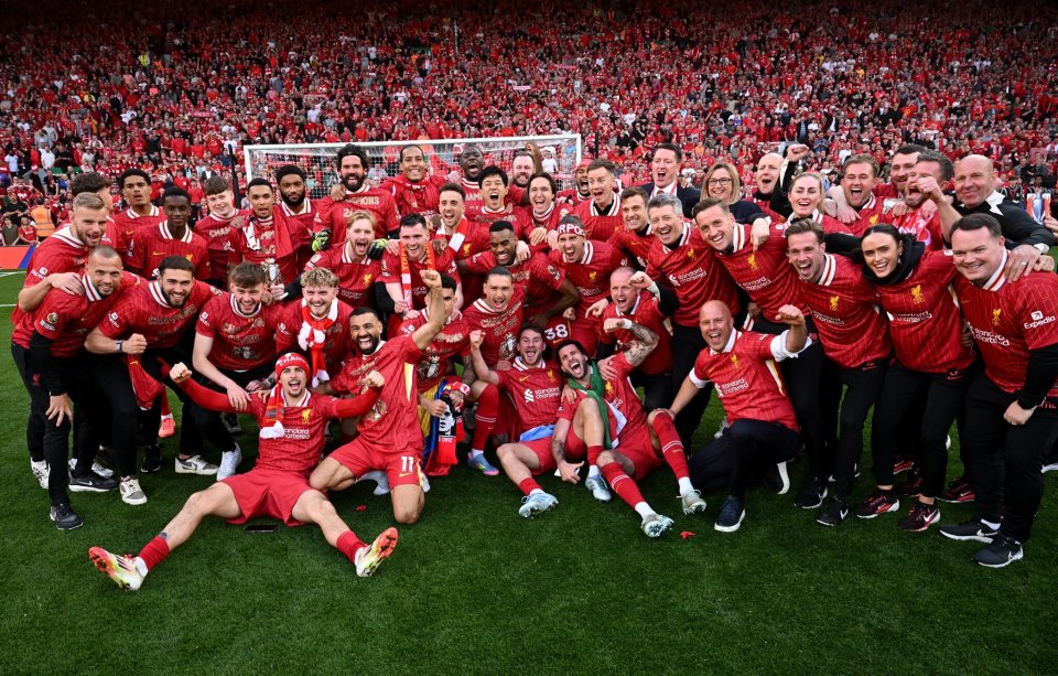 里程碑，亚泰37岁前锋谭龙已在中超出战200场比赛（中超200战达成！亚泰37岁前锋谭龙迎来里程碑）